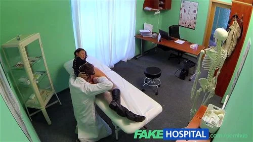 Fake Hospital Sexual treatment turns gorgeous busty patient moans of pain