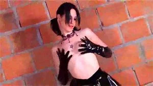 Hot sexy goth Darla Demonia decked up in leater and masturbating