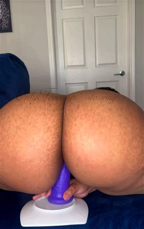 Nuthing but ass thumbnail