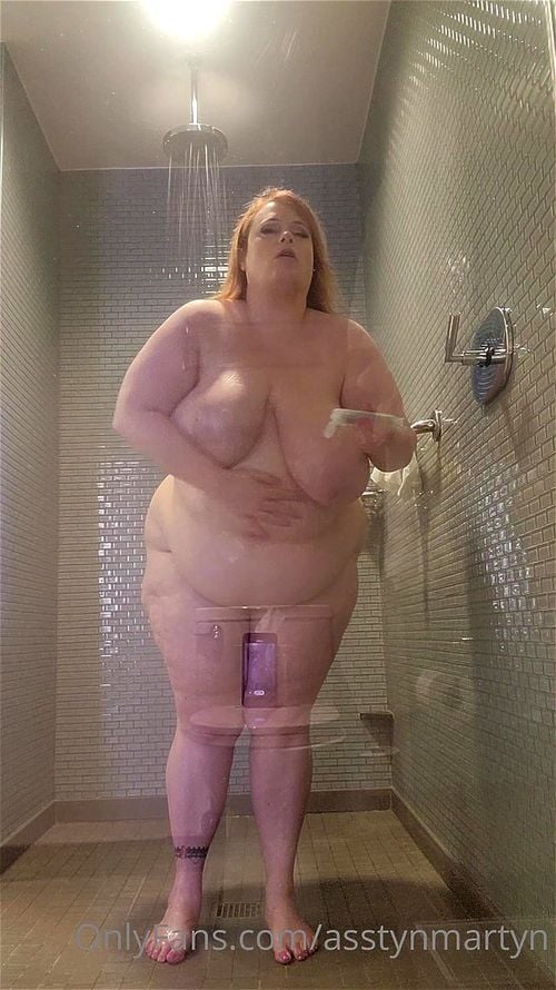 huge tits, bbw big ass, shower, mom