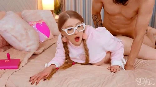 Trans Angels - Janelle Fennec Goes Under The Table & Sucks Her Friend's Dick After Eating Lunch: Porn