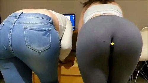 Double Buttcrush Porn - SpankBang