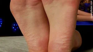 Lovely feet thumbnail