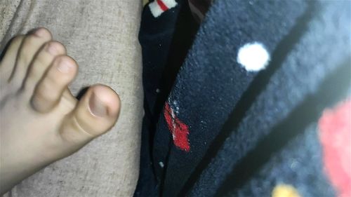 Feetjoi porn video – Toe spreading close up