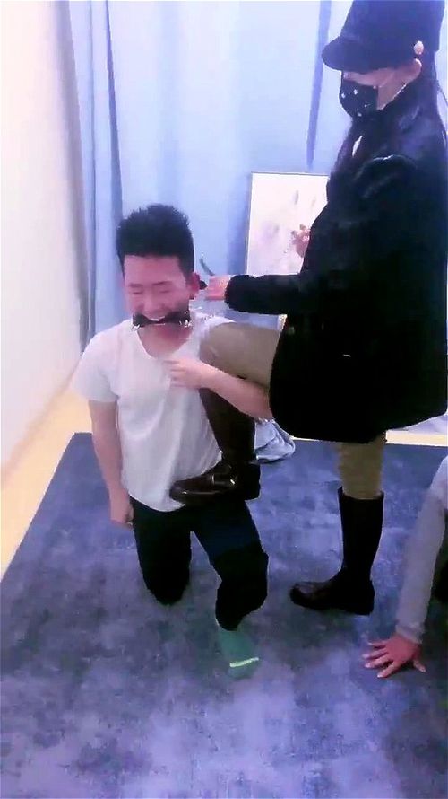 嘉倪 骑马
