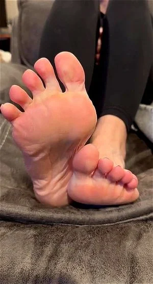 feet pov thumbnail