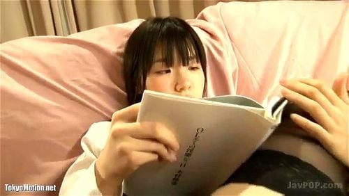 東ひかりは美しく官能的な日本の女優です。彼女の魅力と情熱を感じる熱烈で魅力的なシーンをお楽しみください。大人向けエンターテイメントの愛好家に最適です。 エロ動画 - SpankBang
