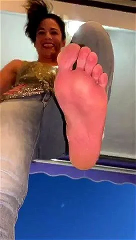 Spanish Giantess Feet POV