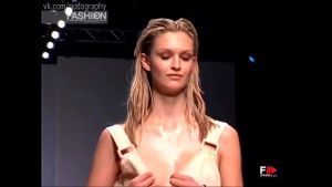 Fashion Catwalk No Bra  thumbnail