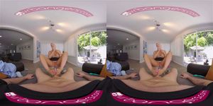 DEE WILLIAMS thumbnail