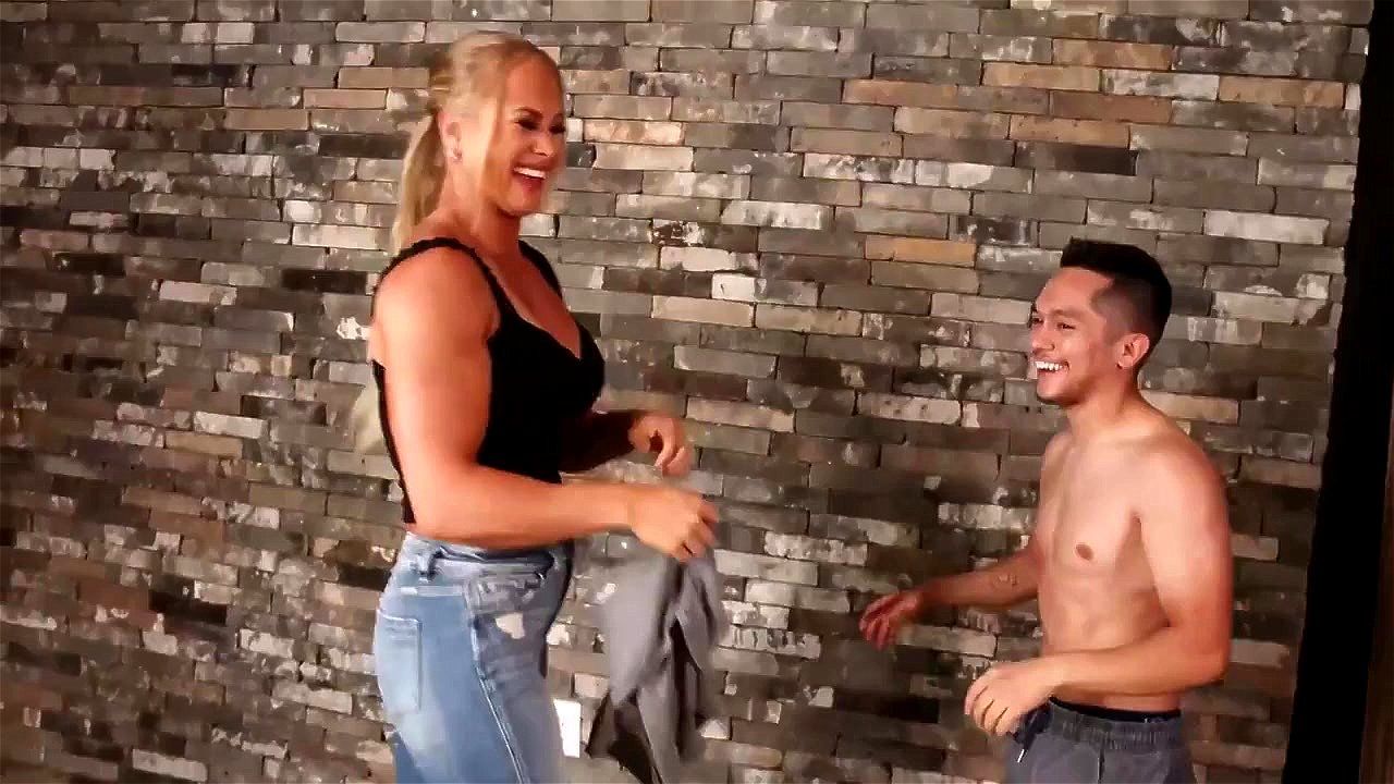 Tall strong woman porn