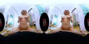 Blonde VR thumbnail