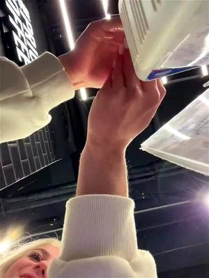 Watch from 1:22:39