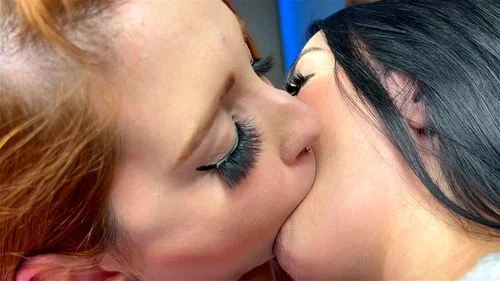 Lesbian kissing Brazil thumbnail