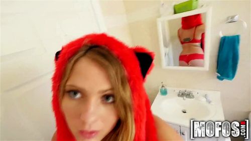 Mofos - Lilly Sapphire - Bubblegum Cutie Teases Her Man: Blowjob, Cowgirl & Amateur Porn