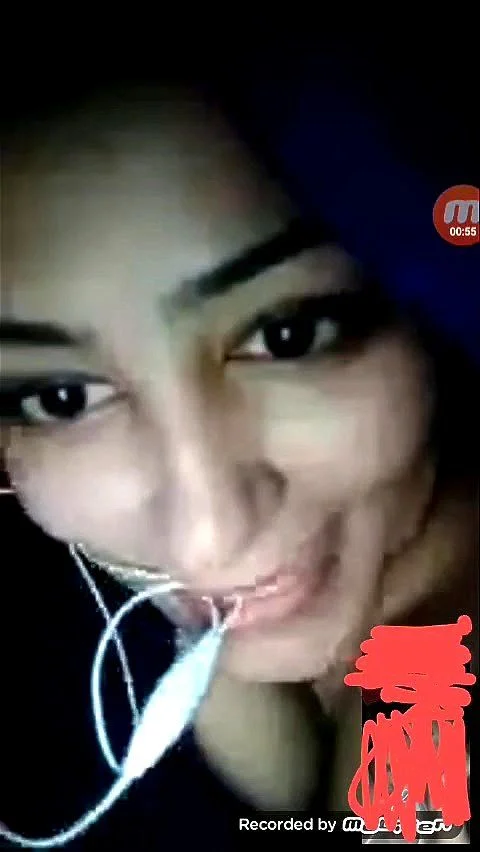 Watch pakistani Boobs show on video call - #Pakistani, Asian, Fetish Porn -  SpankBang