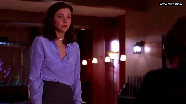 Secretary 2002 Maggie Gyllenhaal