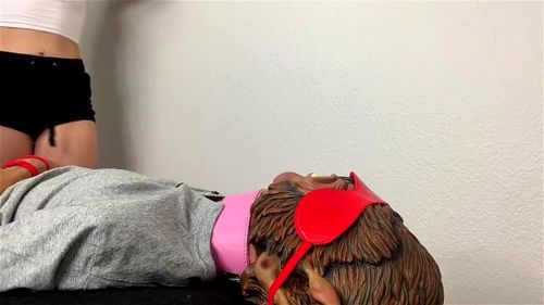 Goddess Angel Facesitting: Amateur, Chaturbate & Fetish Porn - SpankBang