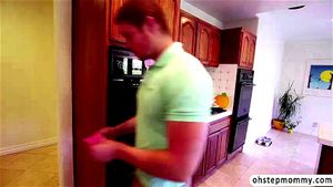 Watch from 0:00:33