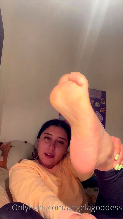 AngelaxGoddessx feet thumbnail