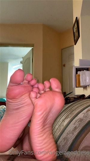 AngelaxGoddessx feet thumbnail