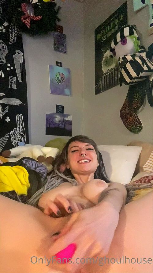 Emo porn video – Whore Cums for you