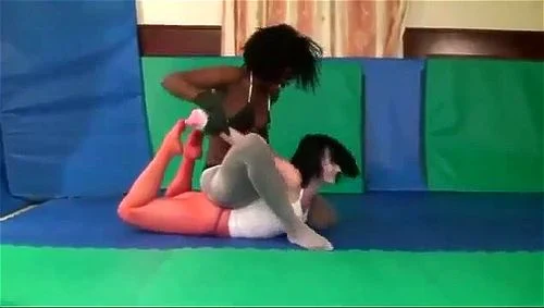 Ebony Catfighting, Wrestling vs ebony thumbnail