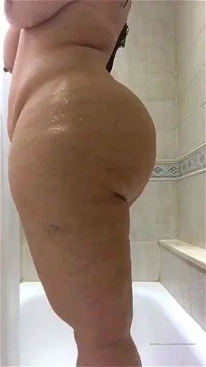 PAWG - Shower thumbnail