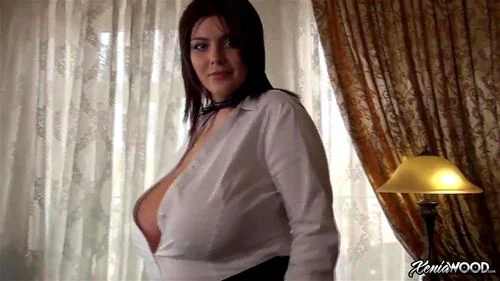 Xenia Wood - "White Shirt Show" (1080p) Film Porno - SpankBang