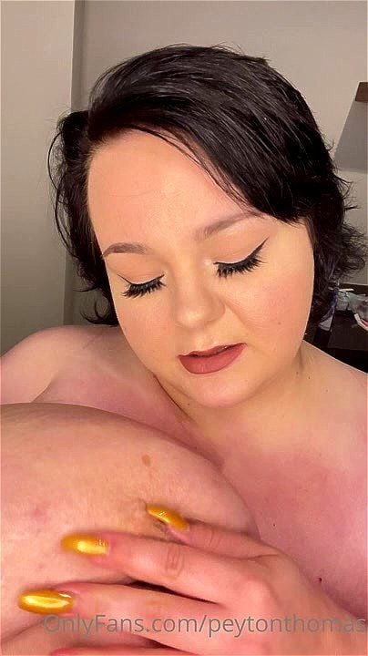 The Size Of Those Tits Is Unreal!!! thumbnail