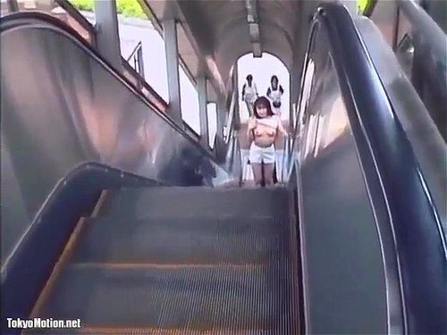 Outdoor urination 10 Anri ▶Yamashita 7:59