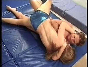 topless wrestling  thumbnail