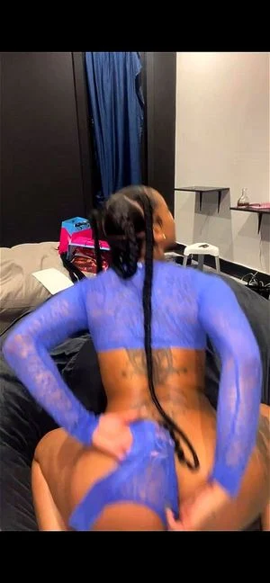 Mizz Twerksum  thumbnail