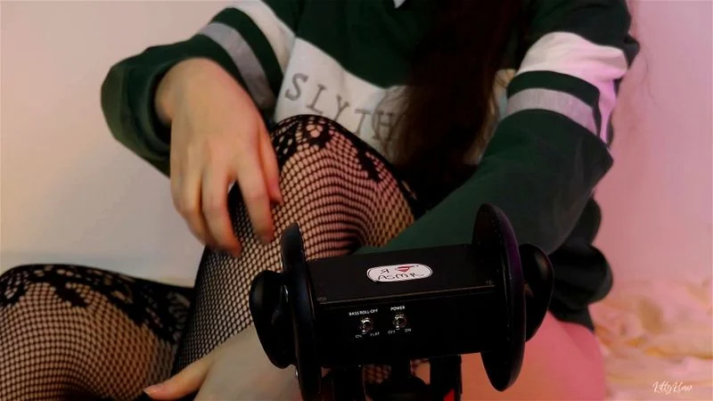 Kittyklaw - Stocking Asmr