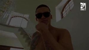 Watch from 0:01:22