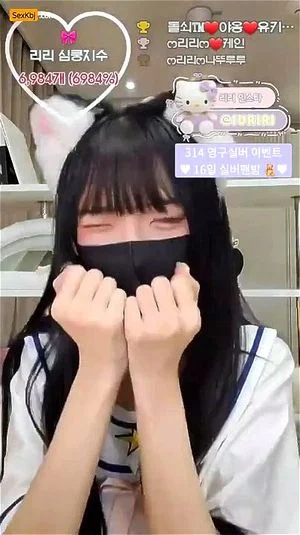 Watch from 1:23:11