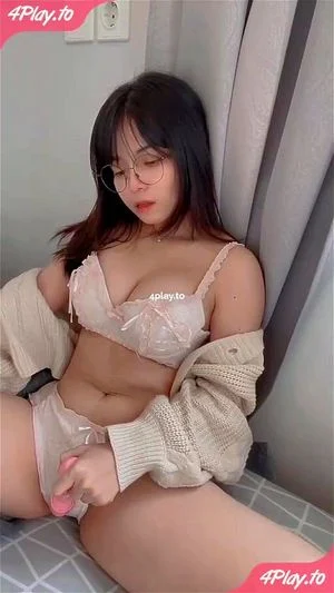 Undownloaded thumbnail
