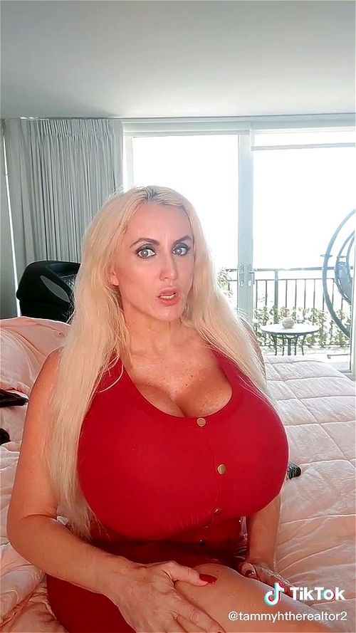 Watch Tammy The Realtor Boob Sexy Boobs Tits Babe Porn Spankbang