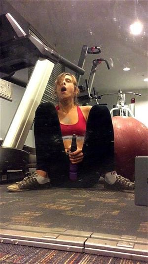 Amateur Gym Porn - Gym masturbating