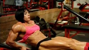 Sexy Girl FITNES AND BODYBIULDER thumbnail