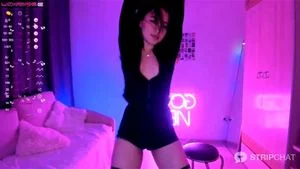 ji_min 230318-dance+thigh+boobs (2)