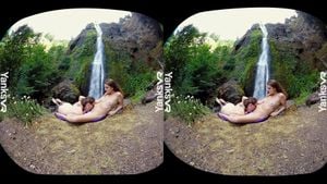 VR Lesbian Licking unc Vr thumbnail