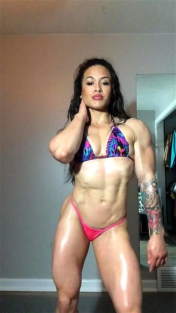 muscle babe posing