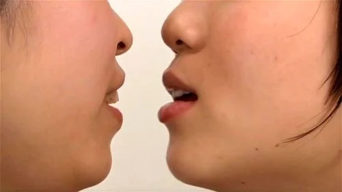 Japanese lez sloppy kiss 2 サムネイル