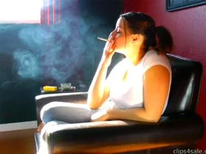 Korrine Smoking Fetish