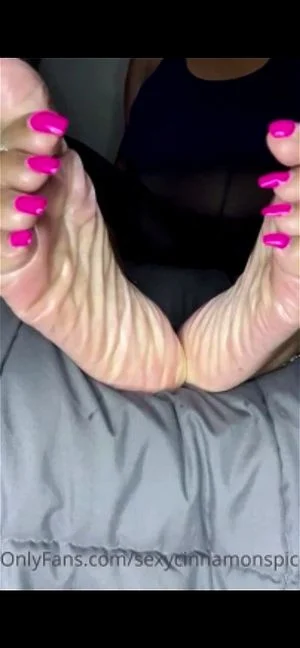 Watch from 0:01:04