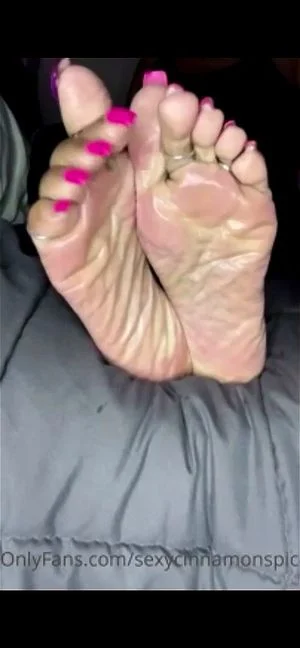 Female Feet Attack 2 thumbnail