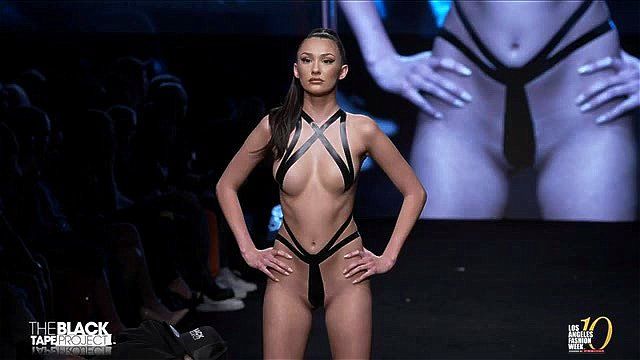 Ebony Runway Nudes - Watch The Black Tape Project at Los Angeles Fashion - Sexy, Fashion, Bbw  Porn - SpankBang