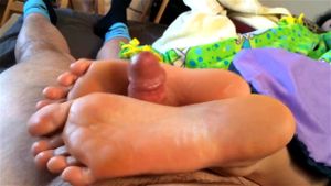 Feet thumbnail