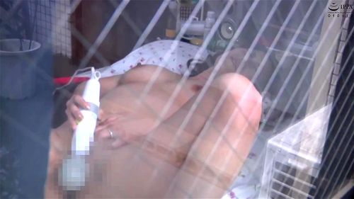 Voyeurisme : Femme japonaise mature se masturbant Vidéo Porno - SpankBang